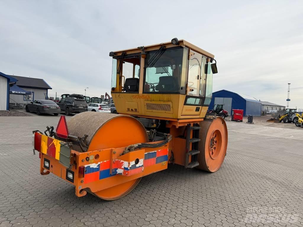 Dynapac CS 142 Tandemové válce
