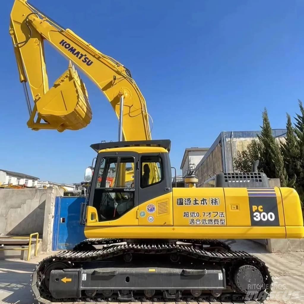 Komatsu PC 300 LC-7 Pásová rýpadla