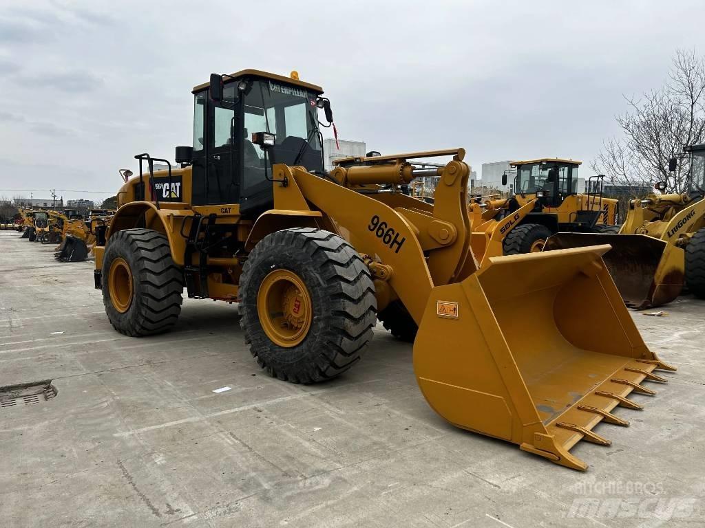 CAT 966 H Kolové nakladače