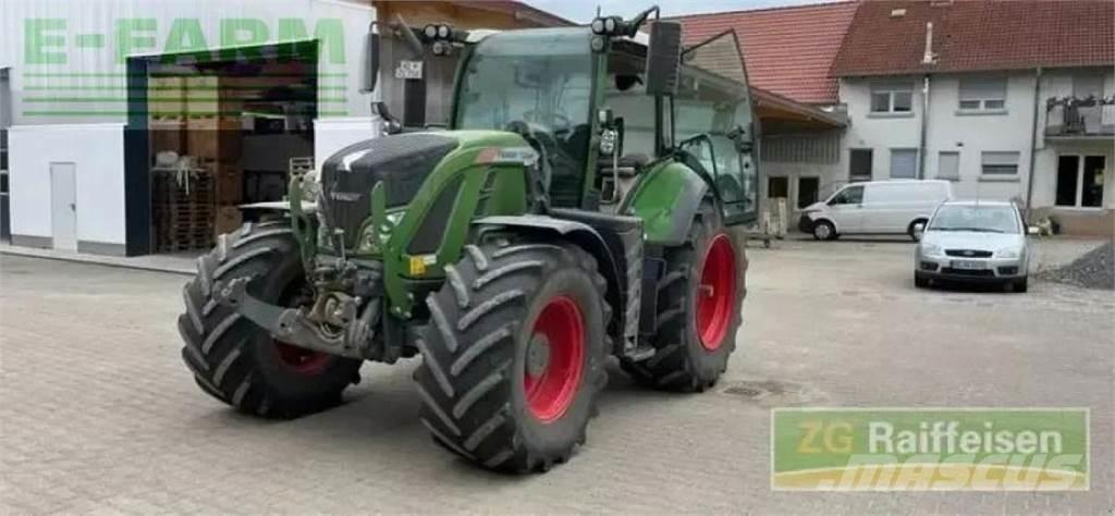 Fendt 724 vario Traktory