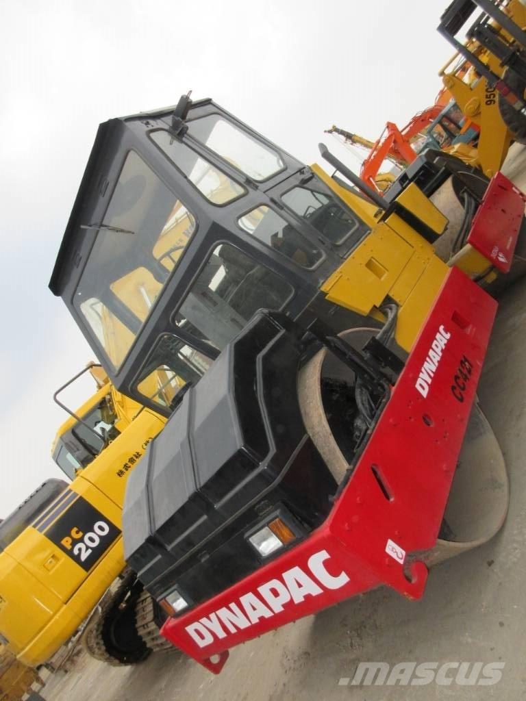 Dynapac CC 421 Tandemové válce