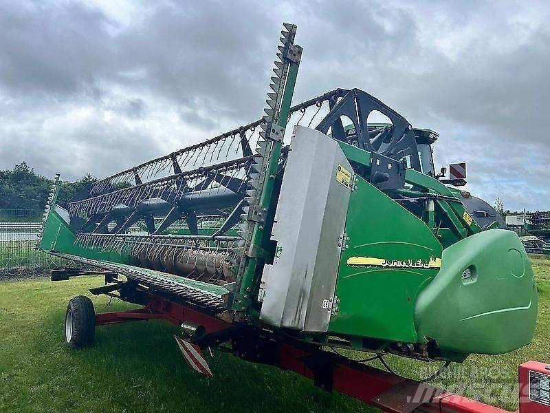 John Deere 622R Kombajnové hlavice
