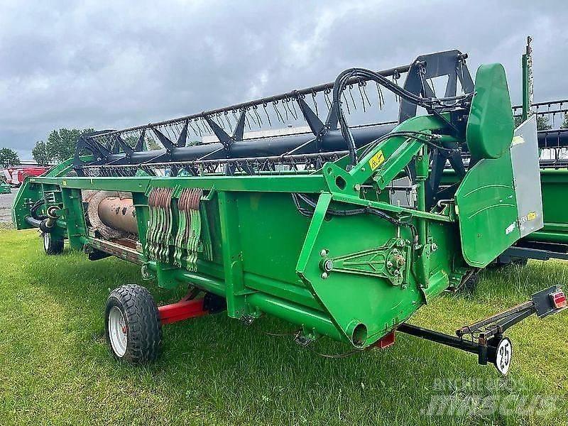 John Deere 622R Kombajnové hlavice