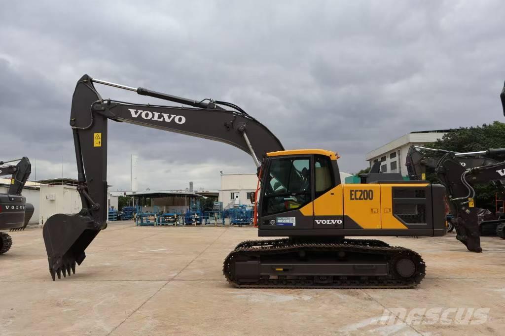 Volvo EC 200 Pásová rýpadla