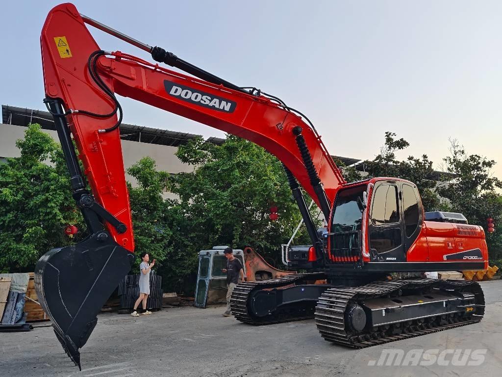 Doosan DX 300 LC-9C Pásová rýpadla