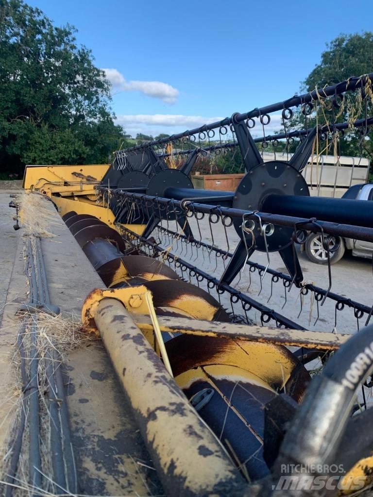 New Holland TX 34 Sklízecí mlátičky