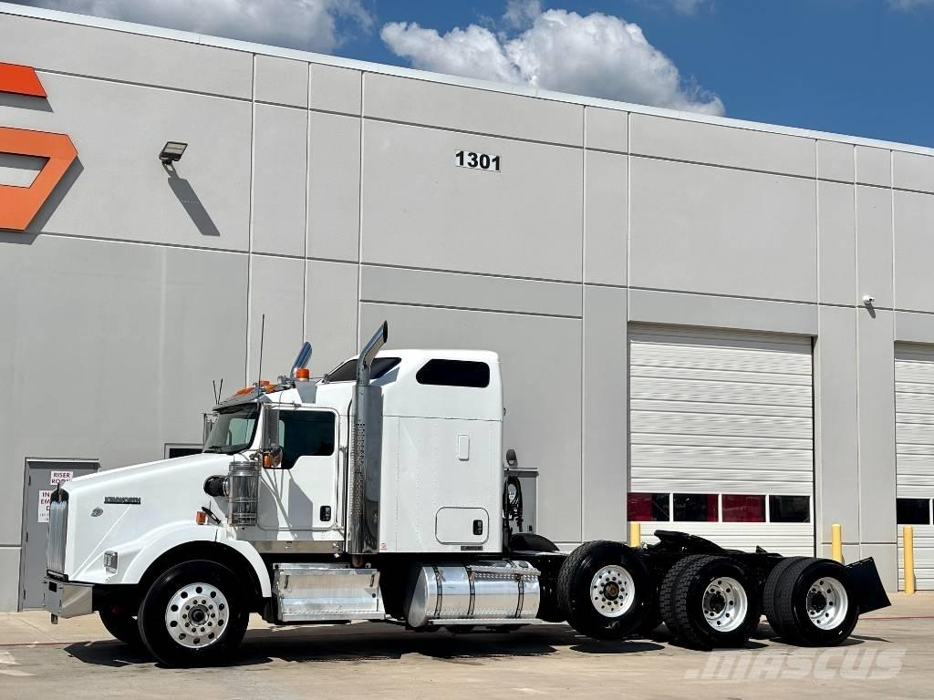 Kenworth T 800 Tahače
