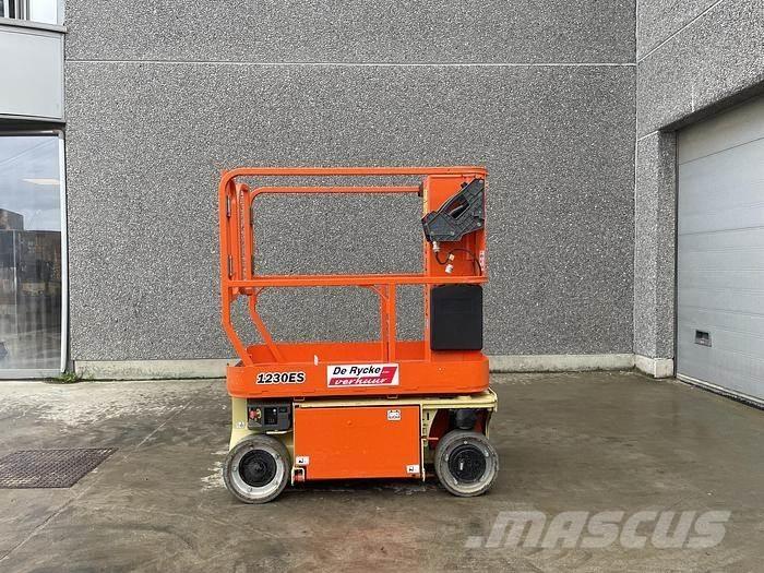 JLG 1230ES Nůžková zvedací plošina