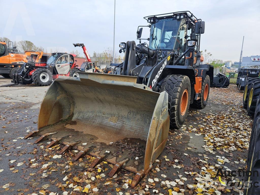 Doosan DL280-7 Kolové nakladače