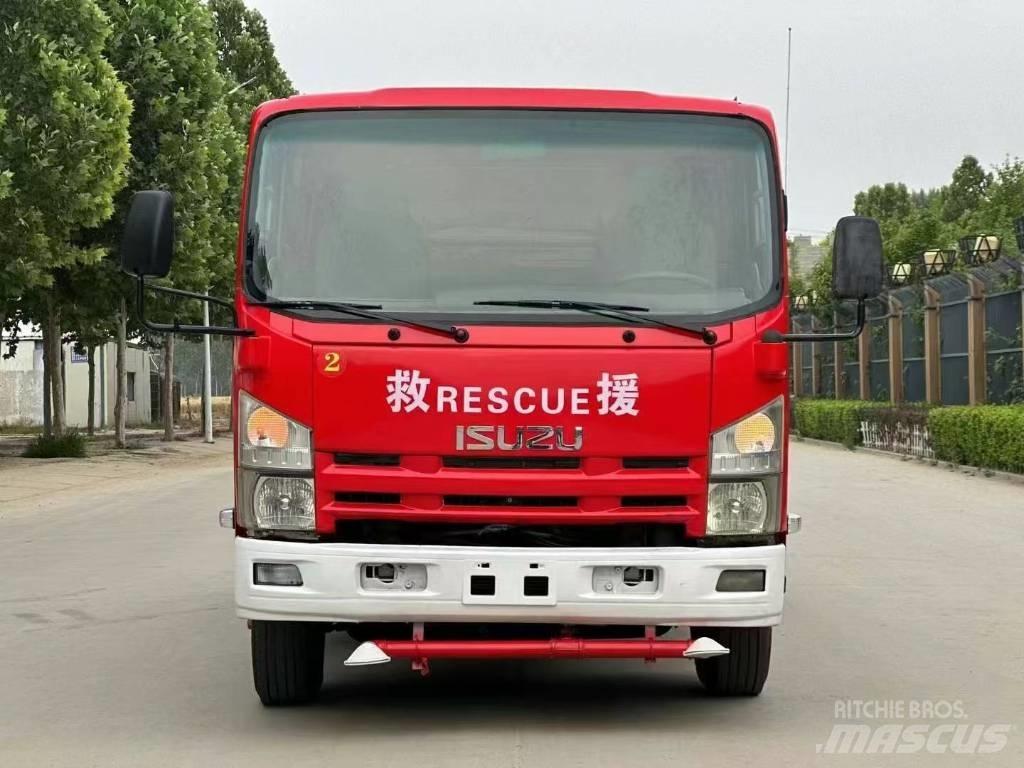 Isuzu ELF Komunální / Multi-užitková vozidla