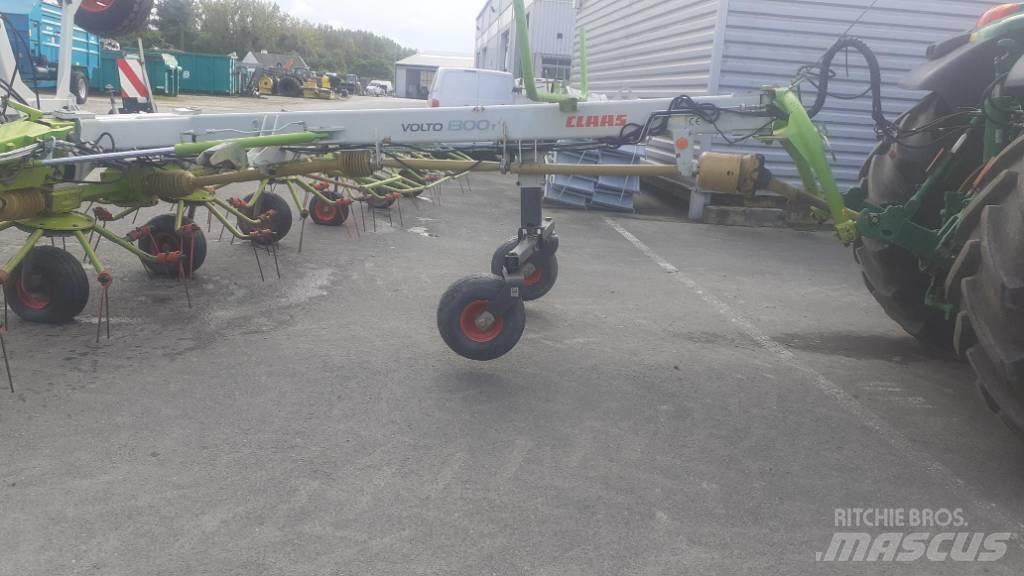 CLAAS VOLTO 1300 T Obraceče a shrabovače sena