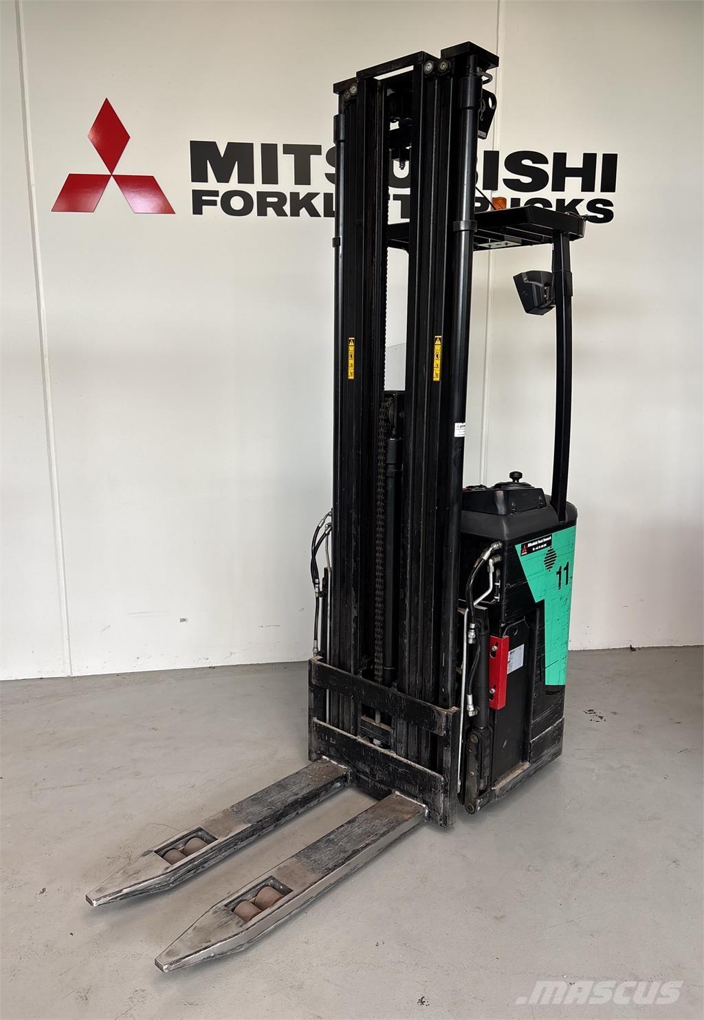 Mitsubishi SBR16N Samohybné vozíky