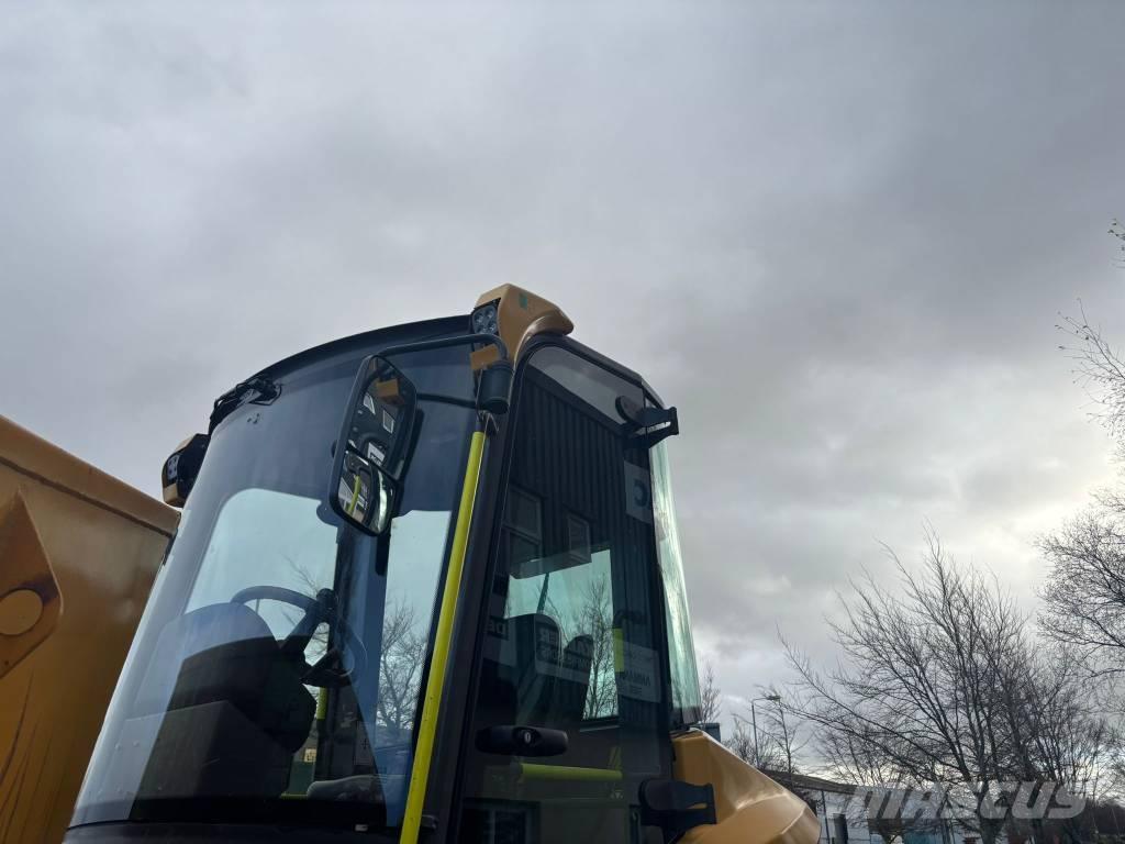 Mecalac 6 SMDX Vyklápěcí dempry