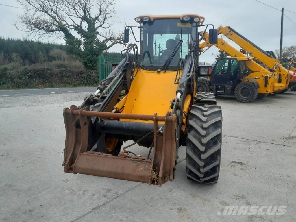 JCB 412 Teleskopické nakladače pro zemědělství