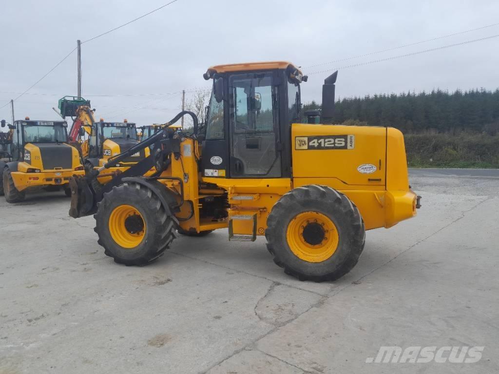 JCB 412 Teleskopické nakladače pro zemědělství