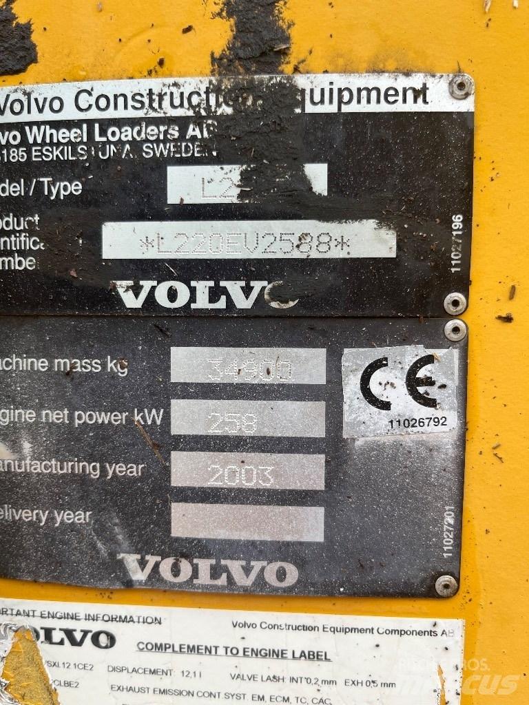 Volvo L 220 E Kolové nakladače