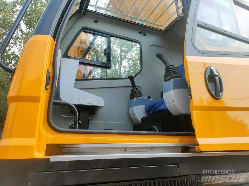 XCMG QY 50 K Univerzální terénní jeřáby