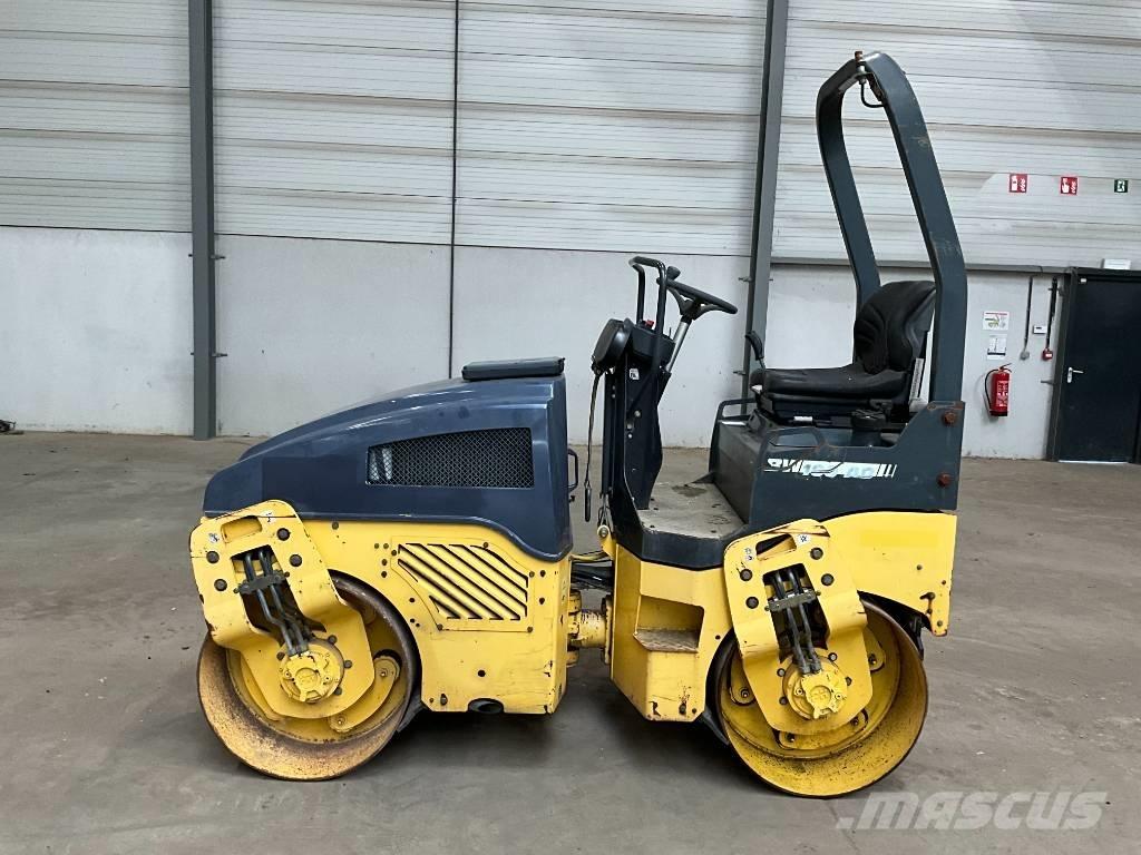 Bomag BW 100 AD-4 Tandemové válce