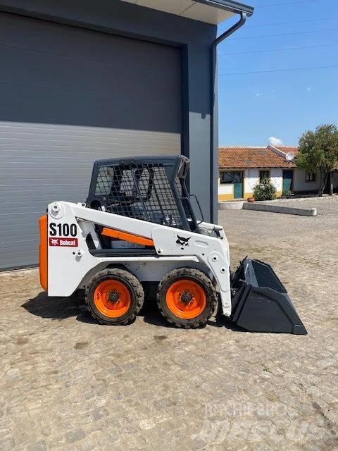 Bobcat S 100 Smykem řízené nakladače