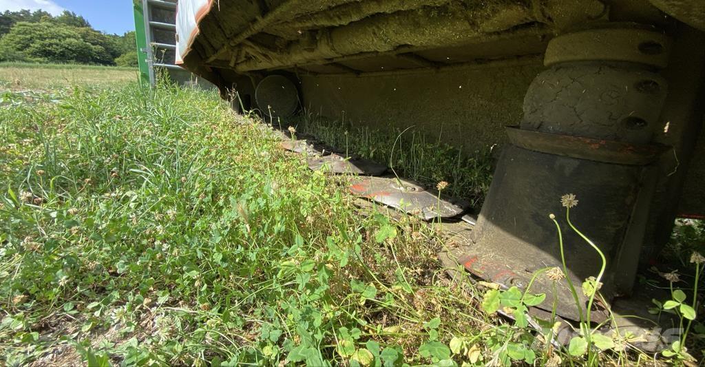 Kuhn GMD 4011-FF Žací stroje