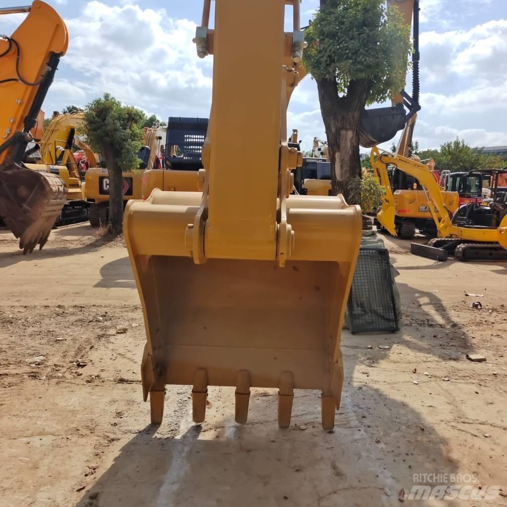 CAT 320 D Pásová rýpadla