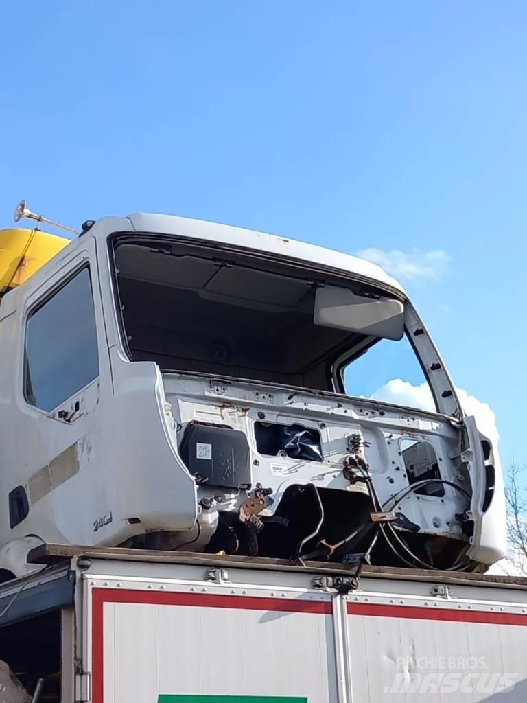 Renault Midlum 240 Kabiny a interiér