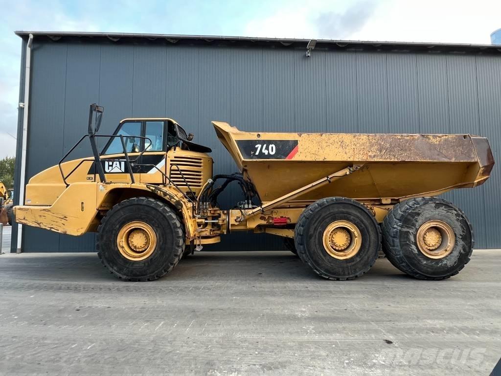 CAT 740 Kloubové dempry