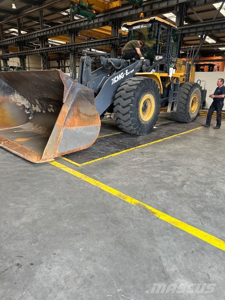 XCMG LW 700 KN Kolové nakladače