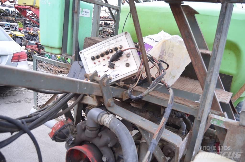  Technoma 2500 Tažené postřikovače