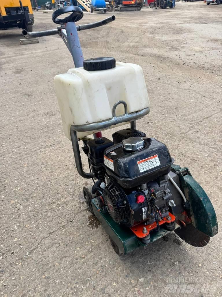 Husqvarna FS305 Stavebnictví - ostatní