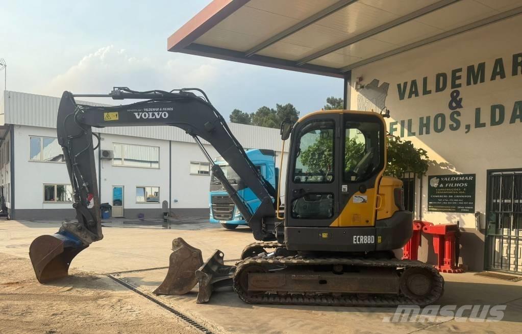 Volvo ECR 88 D Midi rýpadla 7t - 12t