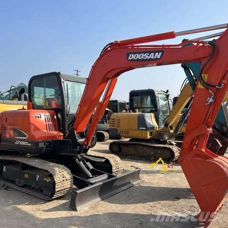 Doosan DX 60-9 C Pásová rýpadla