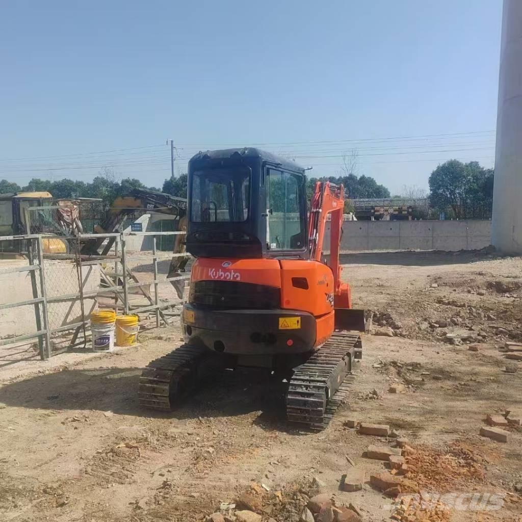 Kubota U 27 Mini rýpadla < 7t