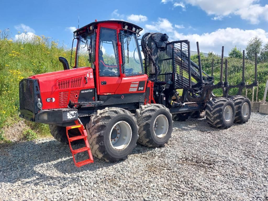 Komatsu 845 Vyvážecí traktory