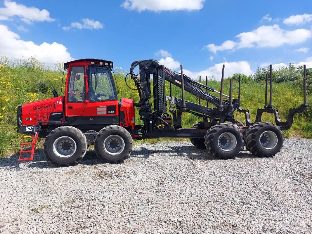 Komatsu 845 Vyvážecí traktory