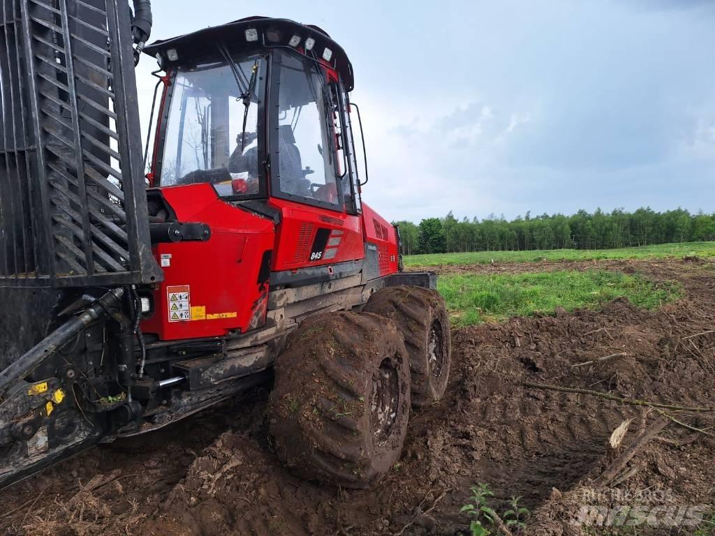 Komatsu 845 Vyvážecí traktory