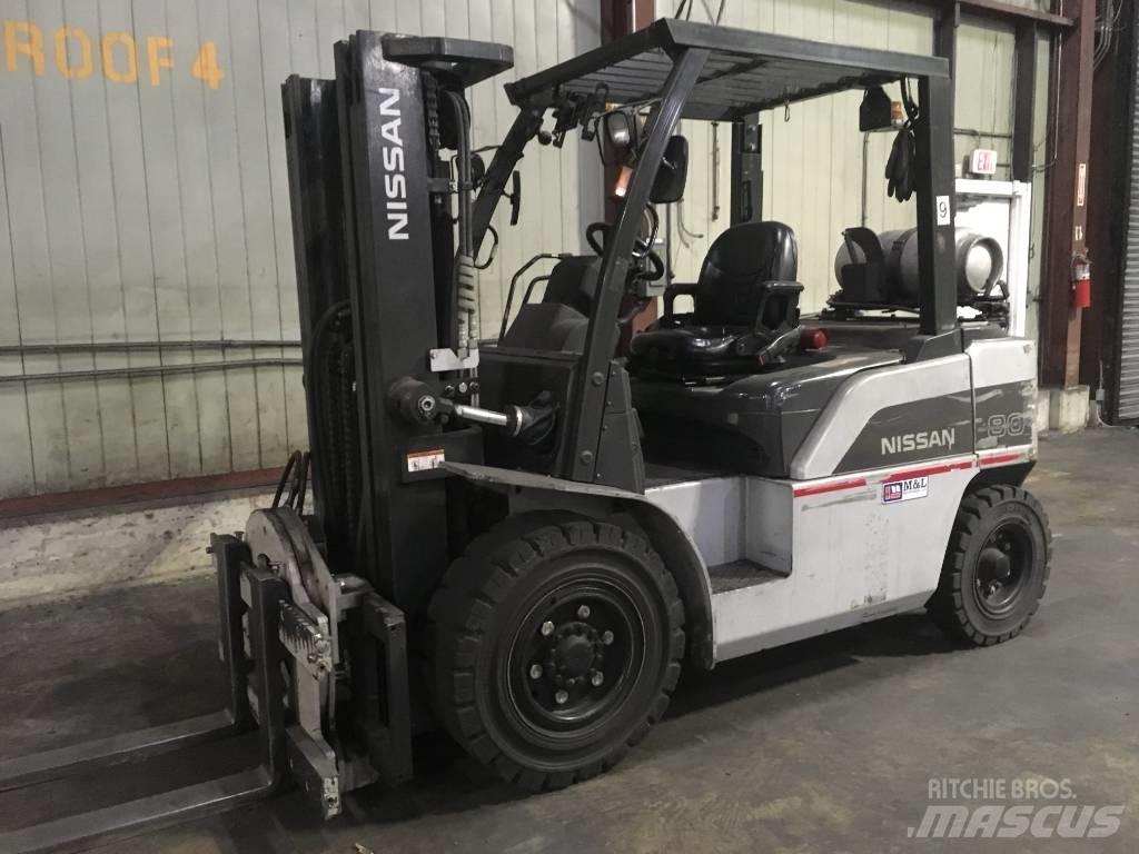 Nissan 80 Další