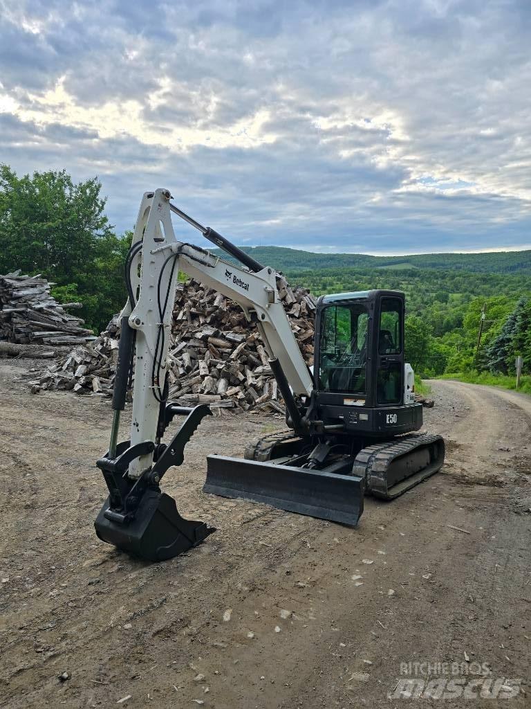 Bobcat E 50 Mini rýpadla < 7t