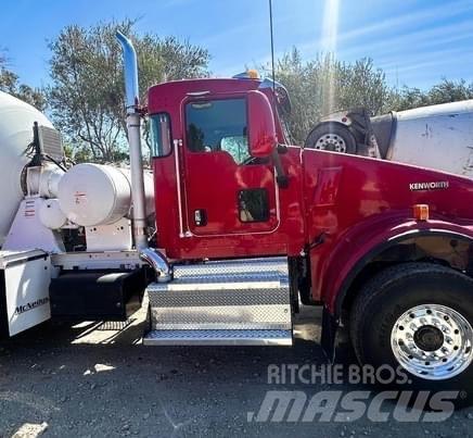 Kenworth W 900 Další
