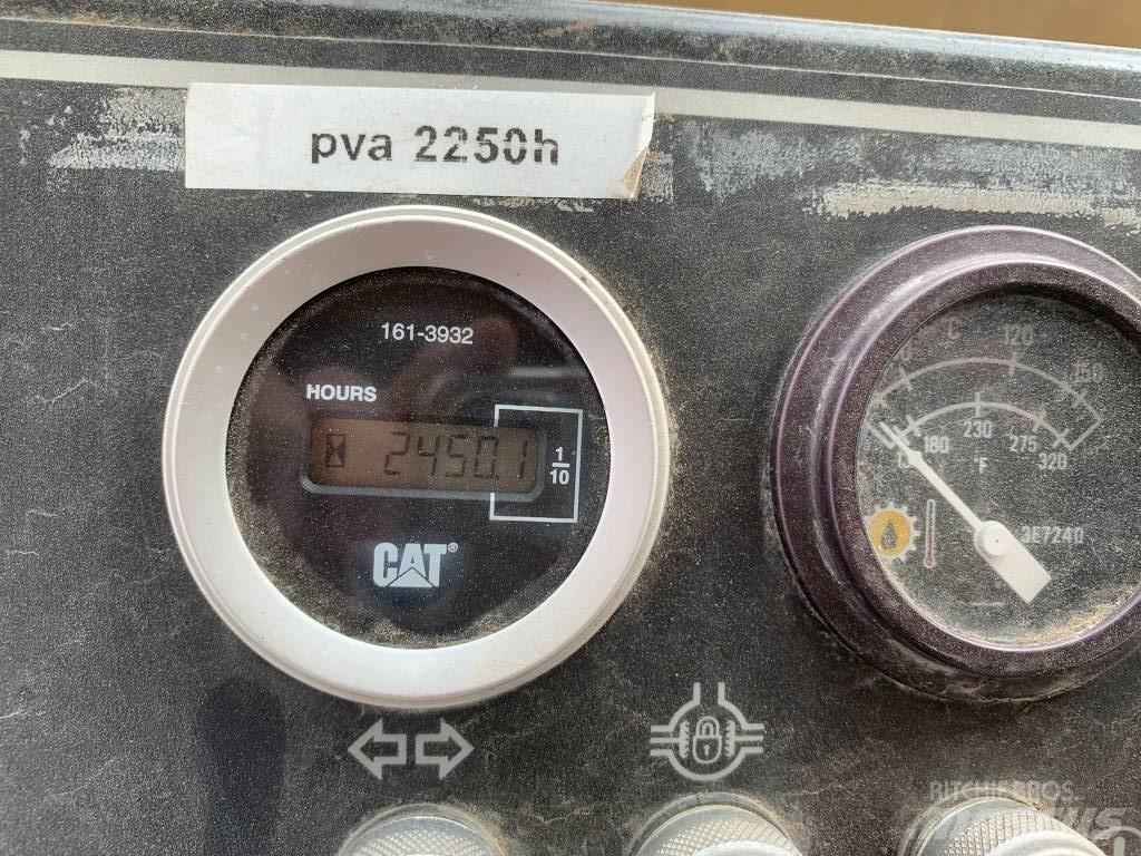 CAT PS 300 B Pneumatikové válce