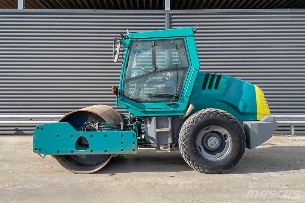 Hamm 3307 HT Tahačové válce