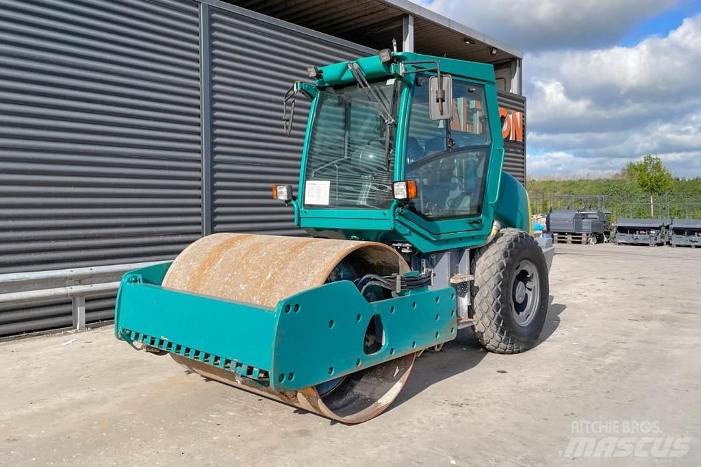 Hamm 3307 HT Tahačové válce