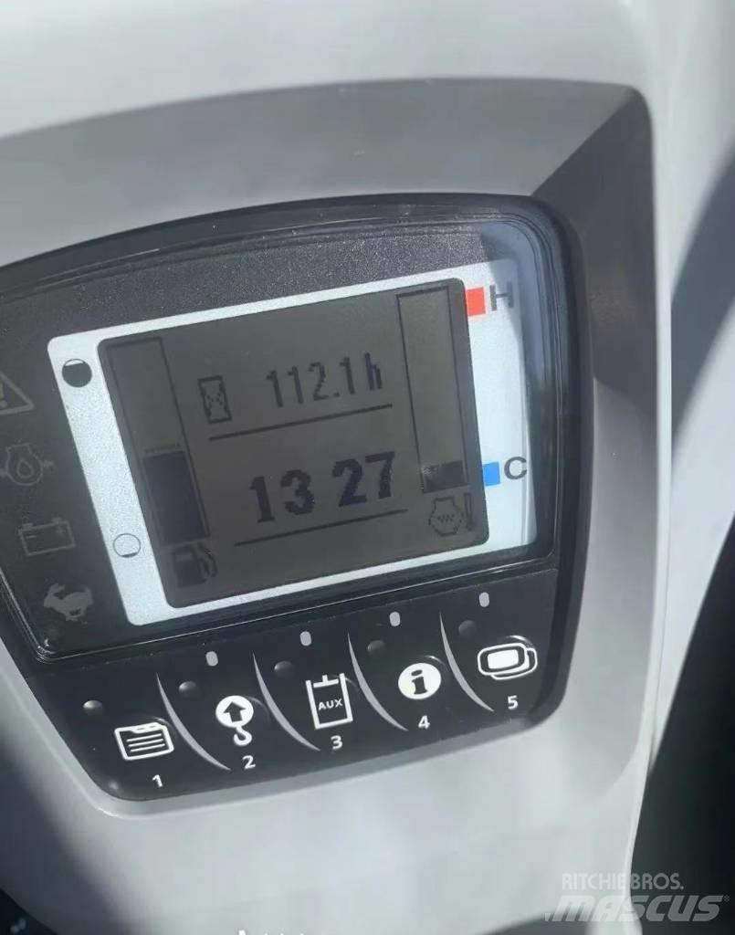 Kubota 163 Pásová rýpadla