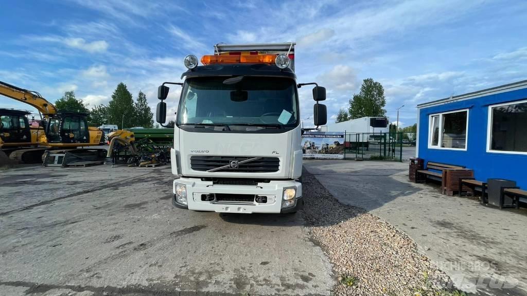 Volvo FL 10 Nákladní vozy na přepravu automobilů