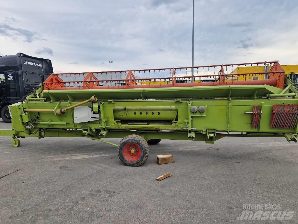 CLAAS Lexion 660 Sklízecí mlátičky