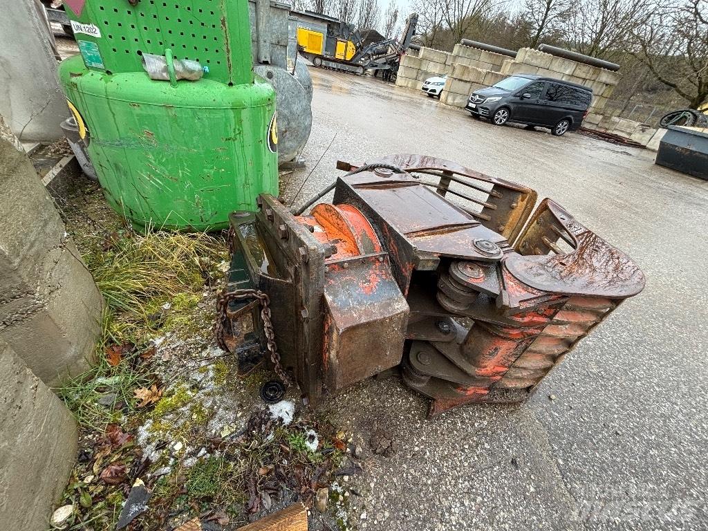 NPK Greifer Klešťové drapáky