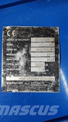 Komatsu 895 Vyvážecí traktory