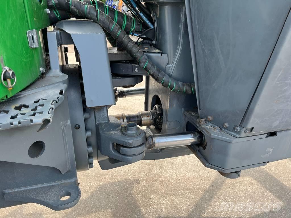 John Deere 1510G Vyvážecí traktory