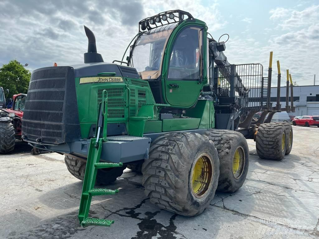 John Deere 1510G Vyvážecí traktory