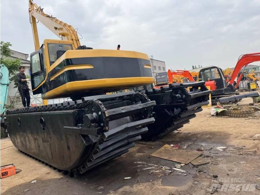 CAT 320 B L Pásová rýpadla